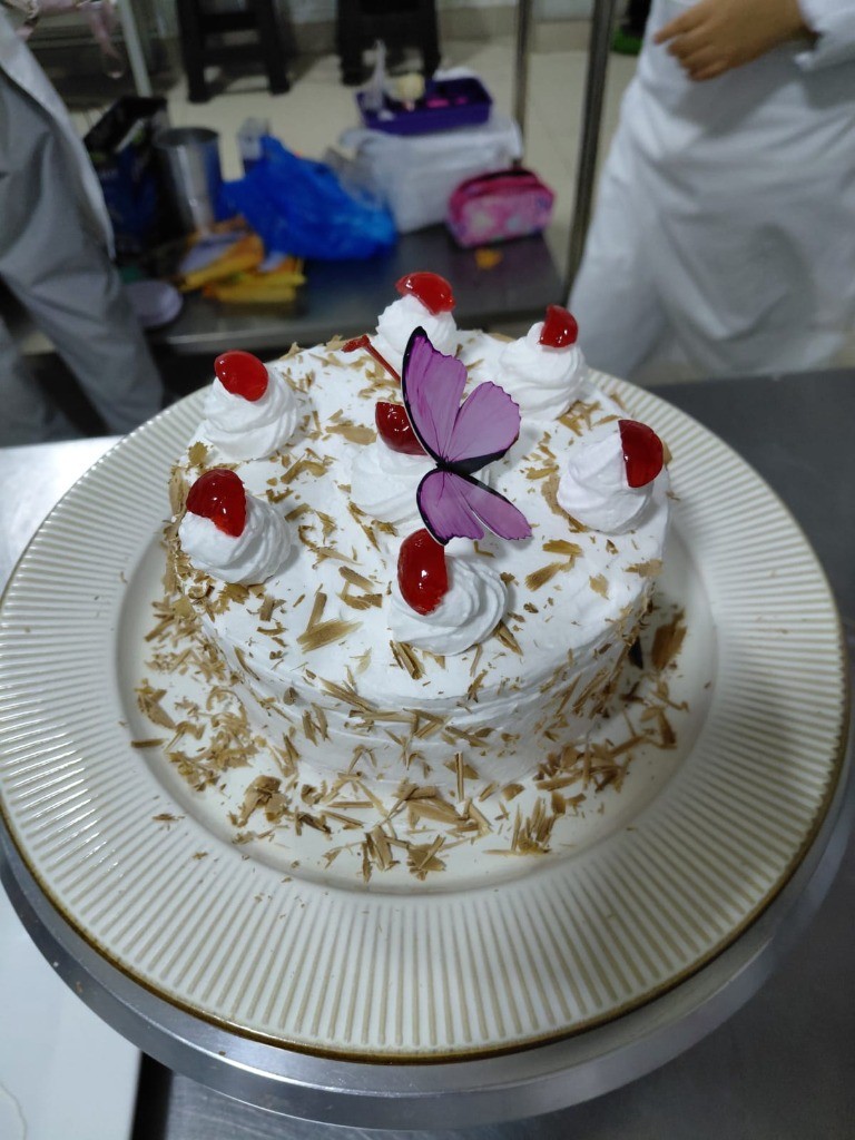 Torta Selva Blanca con Guindas & Mariposa